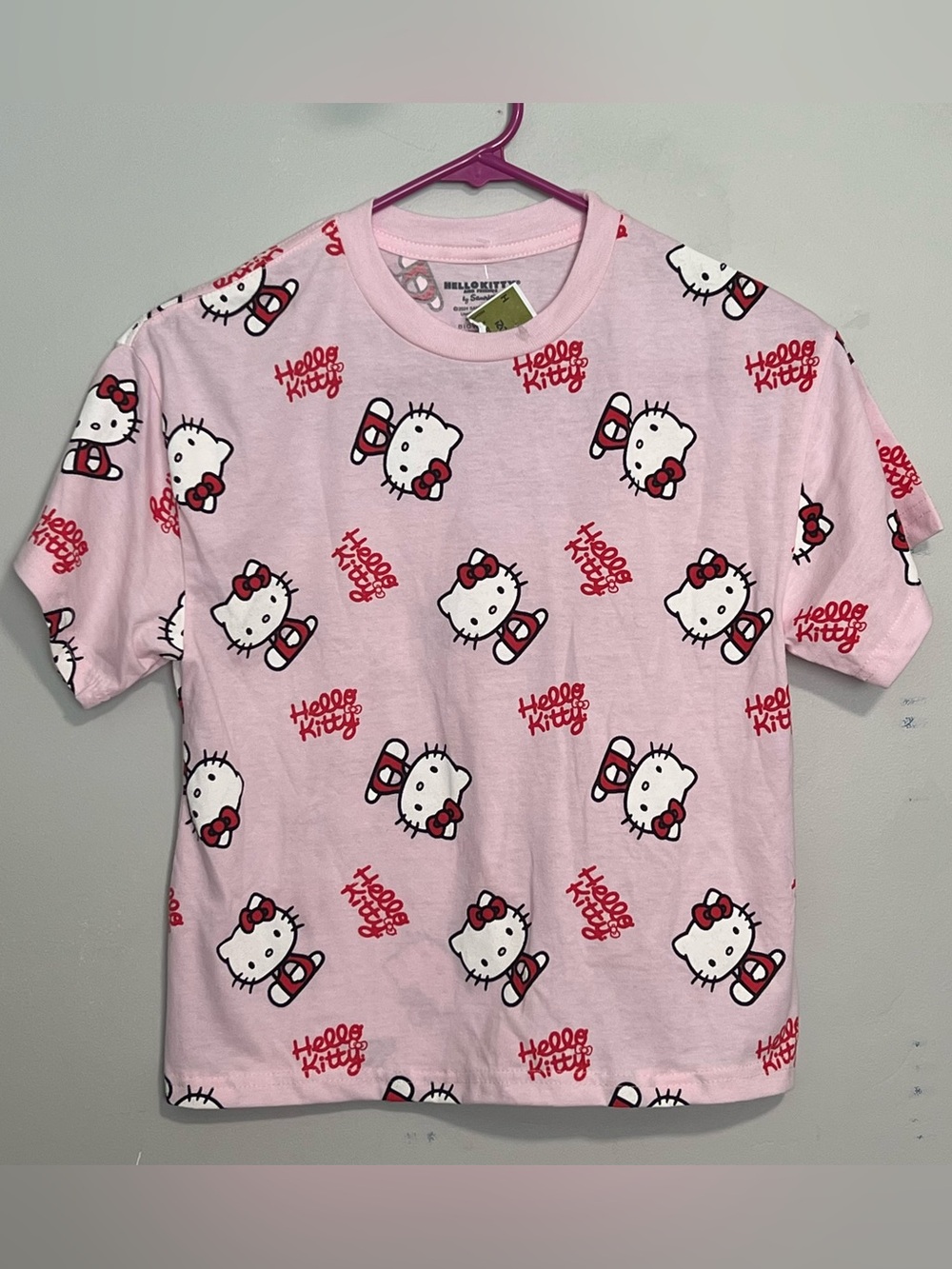 Hello Kitty Pink and Red Graphic Short Sleeve Tee #0073